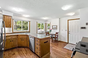7029 Comanche Ct, Edina, MN 55439 - Photo 25