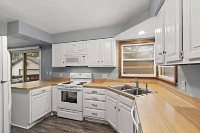 6921 W 24th Street, Saint Louis Park, MN 55426 - Photo 3