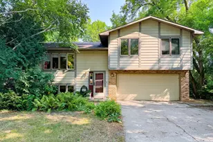 210 W Everett Ave, Fergus Falls, MN 56537 - Photo 1