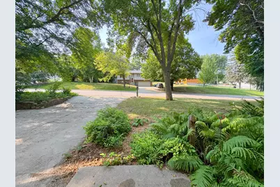 210 W Everett Avenue, Fergus Falls, MN 56537 - Photo 39