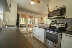 2027 Northwood Dr, North Saint Paul, MN 55109 - Photo 9