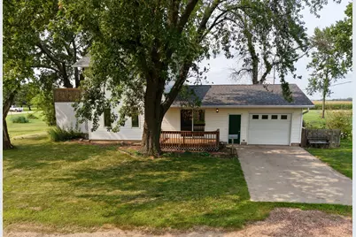 350 Highland Avenue N, Butterfield, MN 56120 - Photo 3