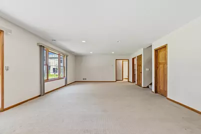 6427 Tessman Terrace N, Brooklyn Park, MN 55445 - Photo 29