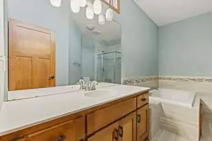 6427 Tessman Terrace N, Brooklyn Park, MN 55445 - Photo 27