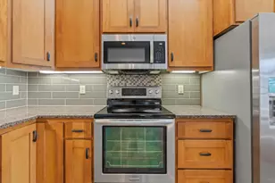 6427 Tessman Terrace N, Brooklyn Park, MN 55445 - Photo 9