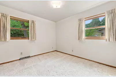 1216 Elm Street S, Moorhead, MN 56560 - Photo 17