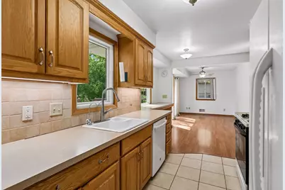 3032 Louisiana Avenue N, Crystal, MN 55427 - Photo 11