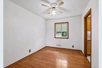 3032 Louisiana Avenue N, Crystal, MN 55427 - Photo 17