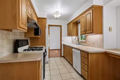 3032 Louisiana Avenue N, Crystal, MN 55427 - Photo 9