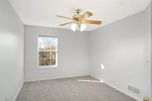 15729 Porchlight Ln, Eden Prairie, MN 55347 - Photo 23