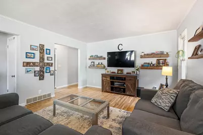 704 E School Street, Owatonna, MN 55060 - Photo 5