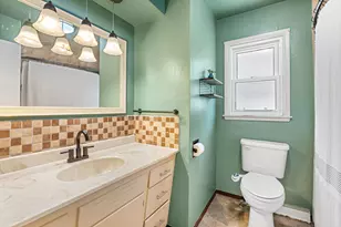 704 E School St, Owatonna, MN 55060 - Photo 13