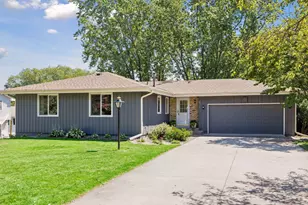 9925 Nord Rd, Bloomington, MN 55437 - Photo 1
