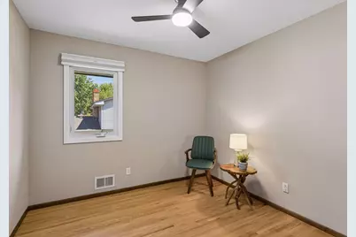 9925 Nord Road, Bloomington, MN 55437 - Photo 23