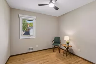 9925 Nord Rd, Bloomington, MN 55437 - Photo 23