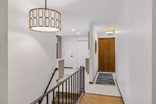 9925 Nord Rd, Bloomington, MN 55437 - Photo 15