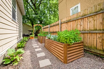 1730 Newton Avenue N, Minneapolis, MN 55411 - Photo 43