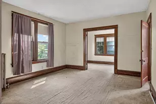 1015 20th Ave NE, Minneapolis, MN 55418 - Photo 3