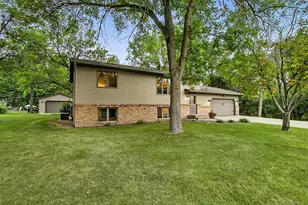1557 Wildwood Rd, Saint Cloud, MN 56303 - Photo 1