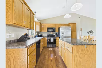 4728 4th Street Loop NE, Saint Cloud, MN 56304 - Photo 13