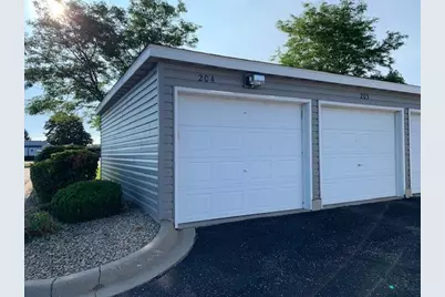 880 Lyn Way #204, Hastings, MN 55033 - Photo 3