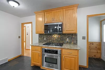 3727 Yates Avenue N, Crystal, MN 55422 - Photo 9