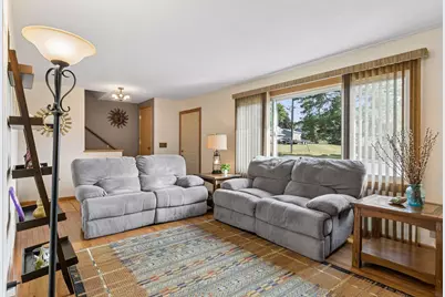2525 Blomquist Avenue, White Bear Lake, MN 55110 - Photo 9