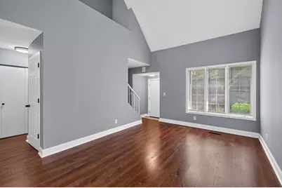 25 Stevens Street E, Saint Paul, MN 55107 - Photo 7