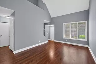 25 Stevens St E, Saint Paul, MN 55107 - Photo 7