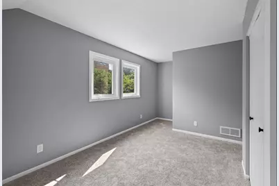 25 Stevens Street E, Saint Paul, MN 55107 - Photo 29