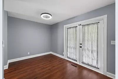 25 Stevens Street E, Saint Paul, MN 55107 - Photo 11