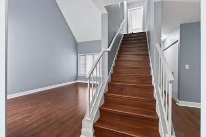 25 Stevens Street E, Saint Paul, MN 55107 - Photo 9