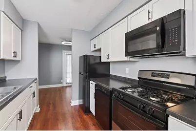 25 Stevens Street E, Saint Paul, MN 55107 - Photo 17