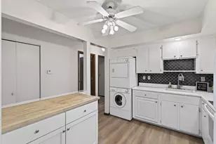 12600 Parkwood Dr, Burnsville, MN 55337 - Photo 1
