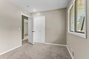 5375 Matterhorn Dr NE, Fridley, MN 55421 - Photo 37