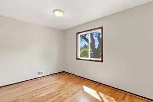 4076 Ensign Ave N, New Hope, MN 55427 - Photo 5