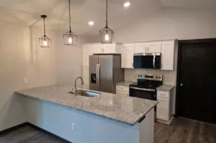 204 Barony Rd, Le Sueur, MN 56058 - Photo 5
