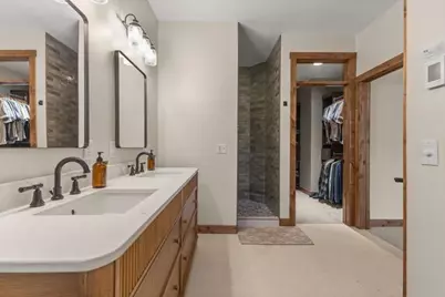 4540 Fable Hill Parkway N, Hugo, MN 55038 - Photo 17