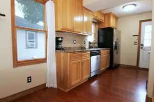 4142 Upton Ave N, Minneapolis, MN 55412 - Photo 9