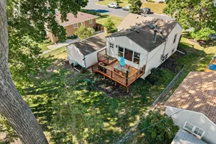 8227 Blaisdell Ave S, Bloomington, MN 55420 - Photo 37