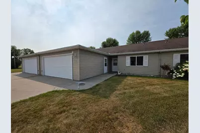 417 2nd Street NW, Dilworth, MN 56529 - Photo 1