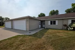 417 2nd St NW, Dilworth, MN 56529 - Photo 1