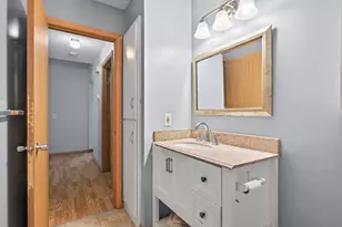 1124 Meadowwood Dr, Brooklyn Park, MN 55444 - Photo 15