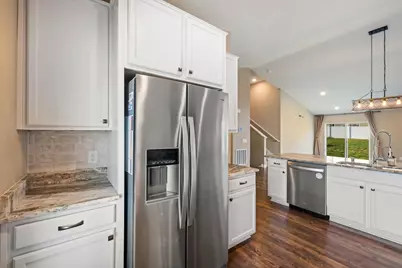 7737 205th Street W, Lakeville, MN 55044 - Photo 9