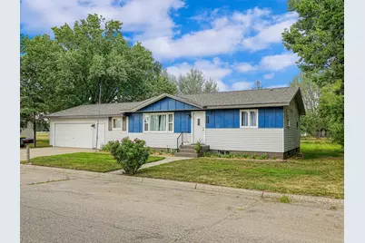 452 4th St NW, Perham, MN 56573 - Photo 7