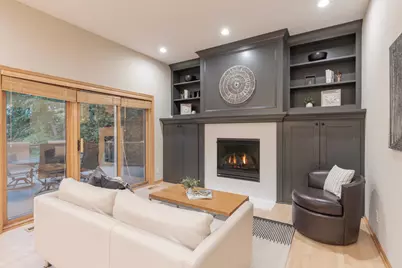 7602 S Bay Circle, Bloomington, MN 55438 - Photo 11