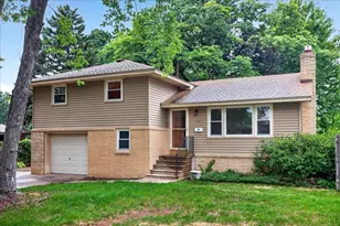 561 54th Ave NE, Fridley, MN 55421 - Photo 1