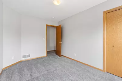 9290 Creek Way, Savage, MN 55378 - Photo 29