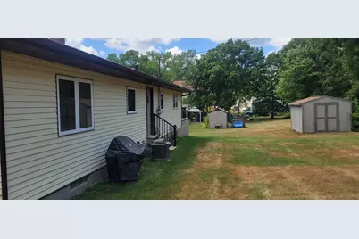 305 E Summit Street, Battle Lake, MN 56515 - Photo 7