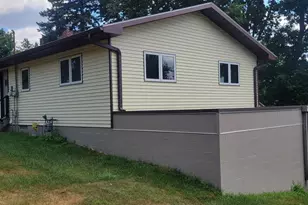 305 E Summit St, Battle Lake, MN 56515 - Photo 3